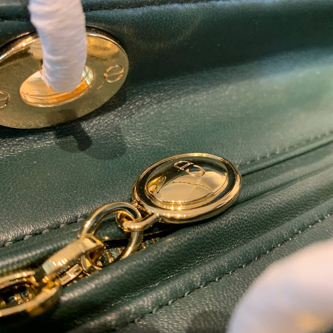 Chr1st1an D10r Lady D10r 24CM Replica Bag