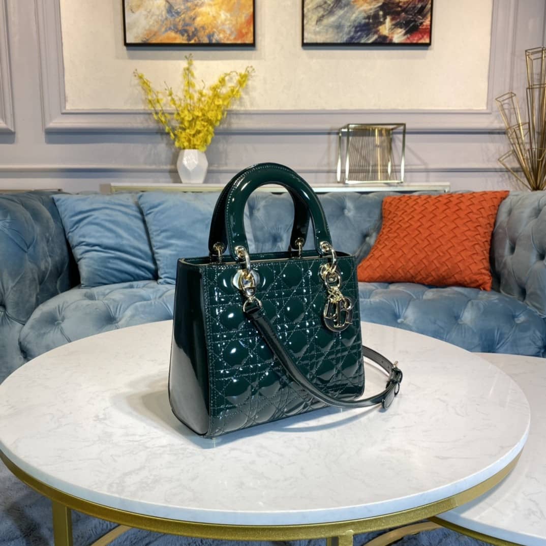 Chr1st1an D10r Lady D10r 24CM Replica Bag