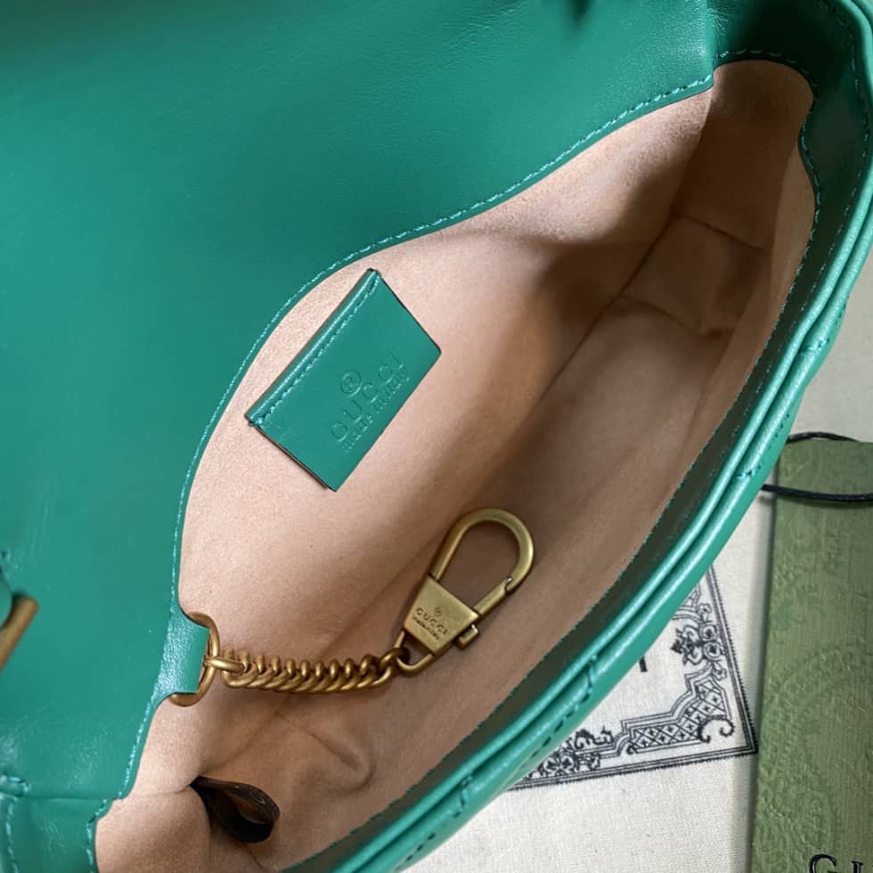 Gvc*1 GG Marmont Quilting S*per Mini 476433 Replica Crossbody Bag