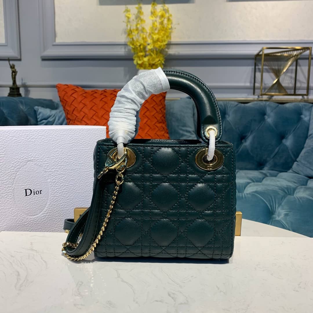 Chr1st1an D10r Lady D10r 17CM Replica Bag