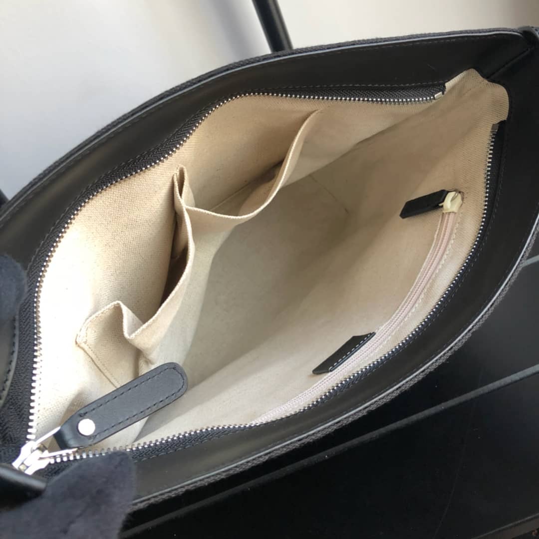 Gvc*1 GG Canvas Shoulder Bag Replica Black 308930