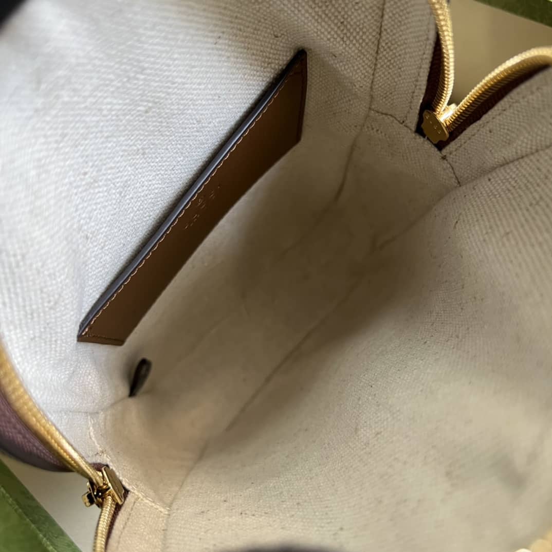 Gvc*1 Sling Backpack With Interlocking G 696016 Replica Crossbody Bag