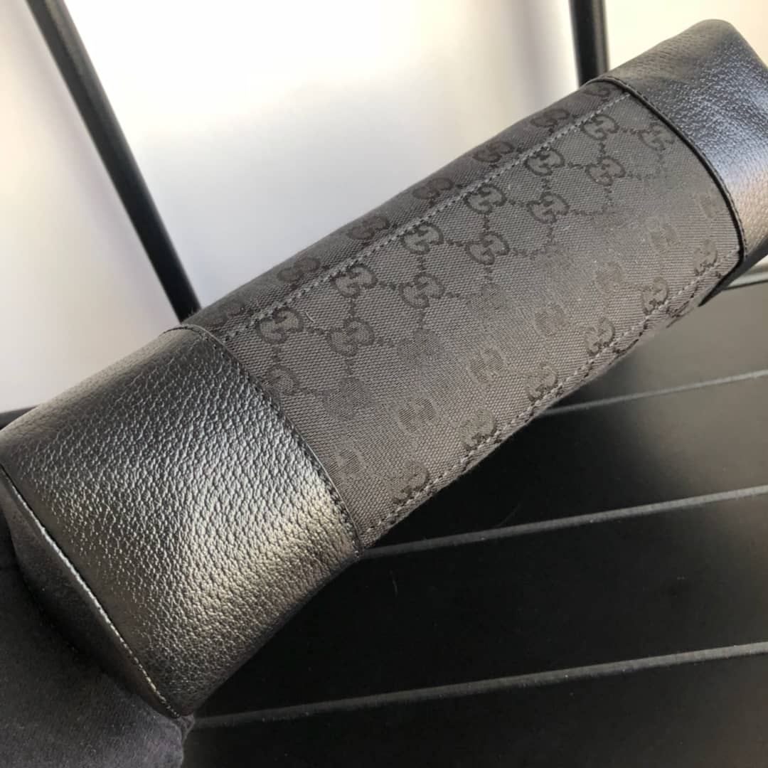 Gvc*1 GG Canvas Shoulder Bag Replica Black 110054