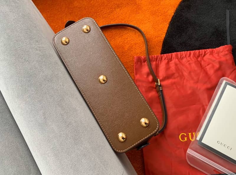 Gvc*1 Horsebit Bag Dupe 1955 Small GG Svp*me Grainy Leather Handle Bag Replica 621220(ColaReps)