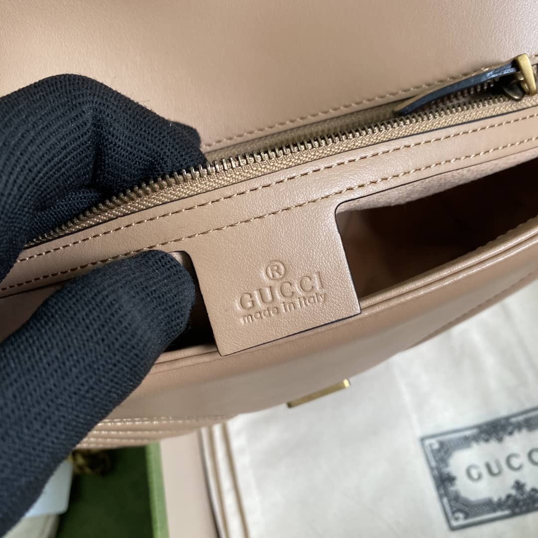 Gvc*1 GG Marmont Small Matelassé Leather 443497 Replica Crossbody Bag