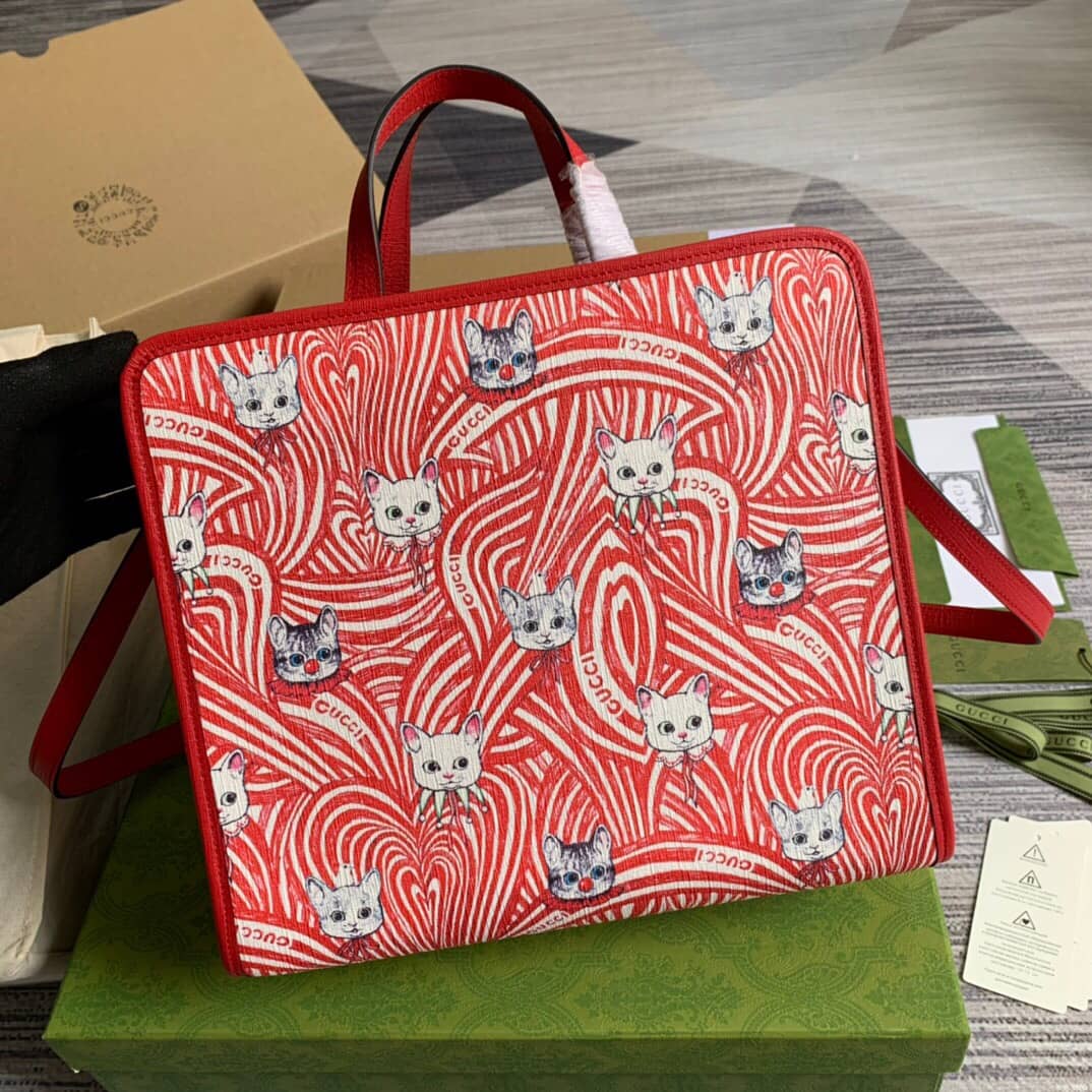 Gvc*1 Svp*me Canvas Children Yuko Higuchi Tote Replica Red 630542