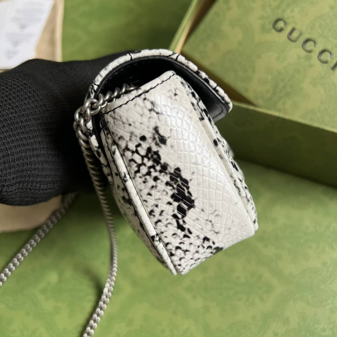 Gvc*1 GG Marmont Quilting S*per Mini 476433 Replica Crossbody Bag