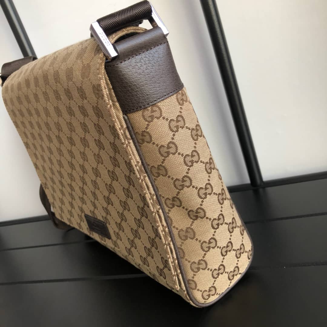 Gvc*1 GG Canvas Messenger Bag Replica Brown 146236