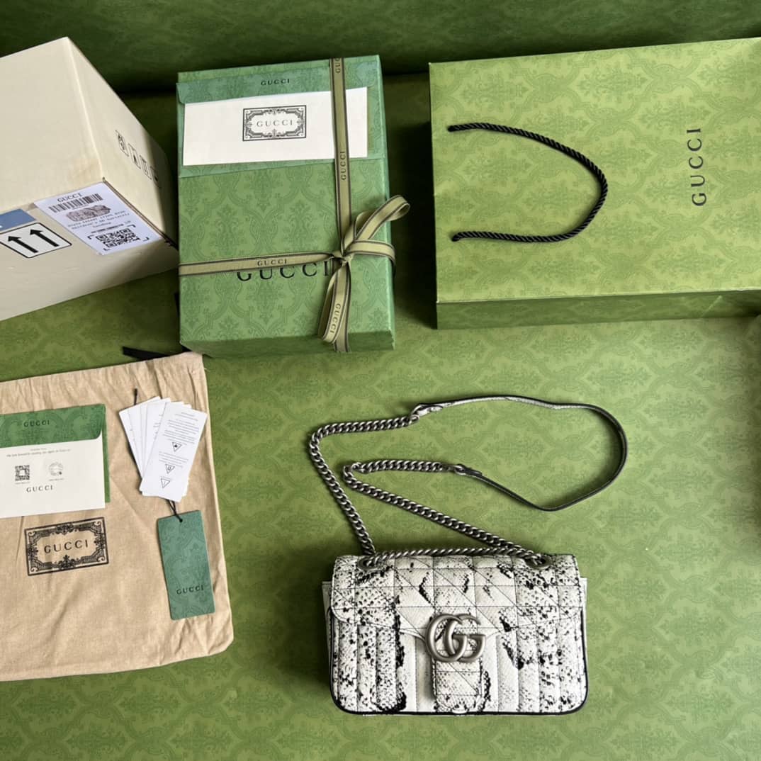 Gvc*1 GG Marmont Small Matelassé Leather 443497