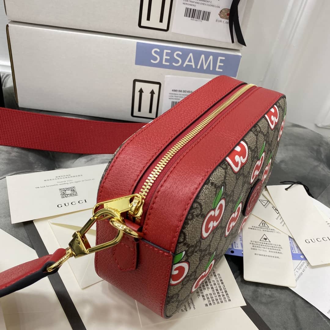 Gvc*1 Svp*me Canvas Camera Bag Replica Red 574886
