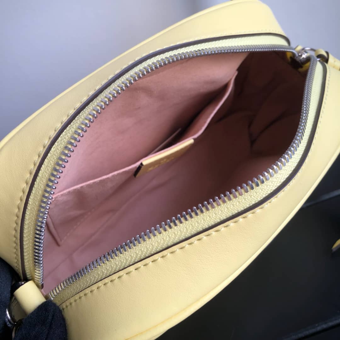Gvc*1 GG Marmont Small Shoulder Handbag Camera Bag Replica Yellow 447632