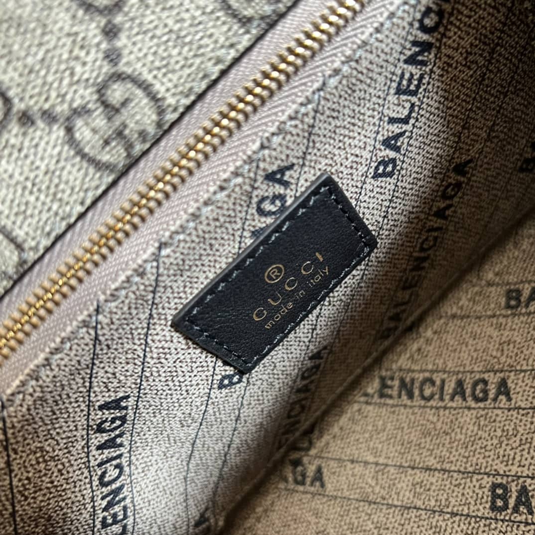 Gvc*1 Bag Dupe x Ba1en*iaga Small Hourglass 681697