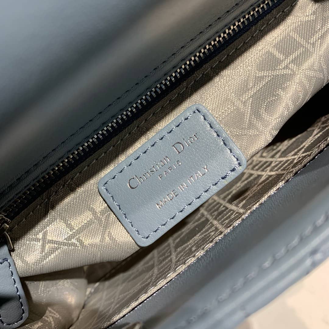 Chr1st1an D10r Lady D10r 20CM Replica Bag