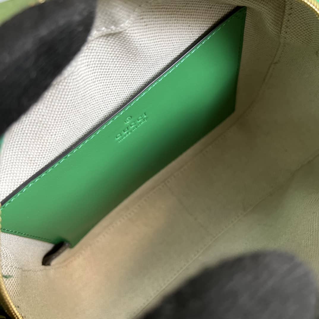 Gvc*1 GG Matelassé Leather Shoulder Crossbody Handbag 702234 Replica