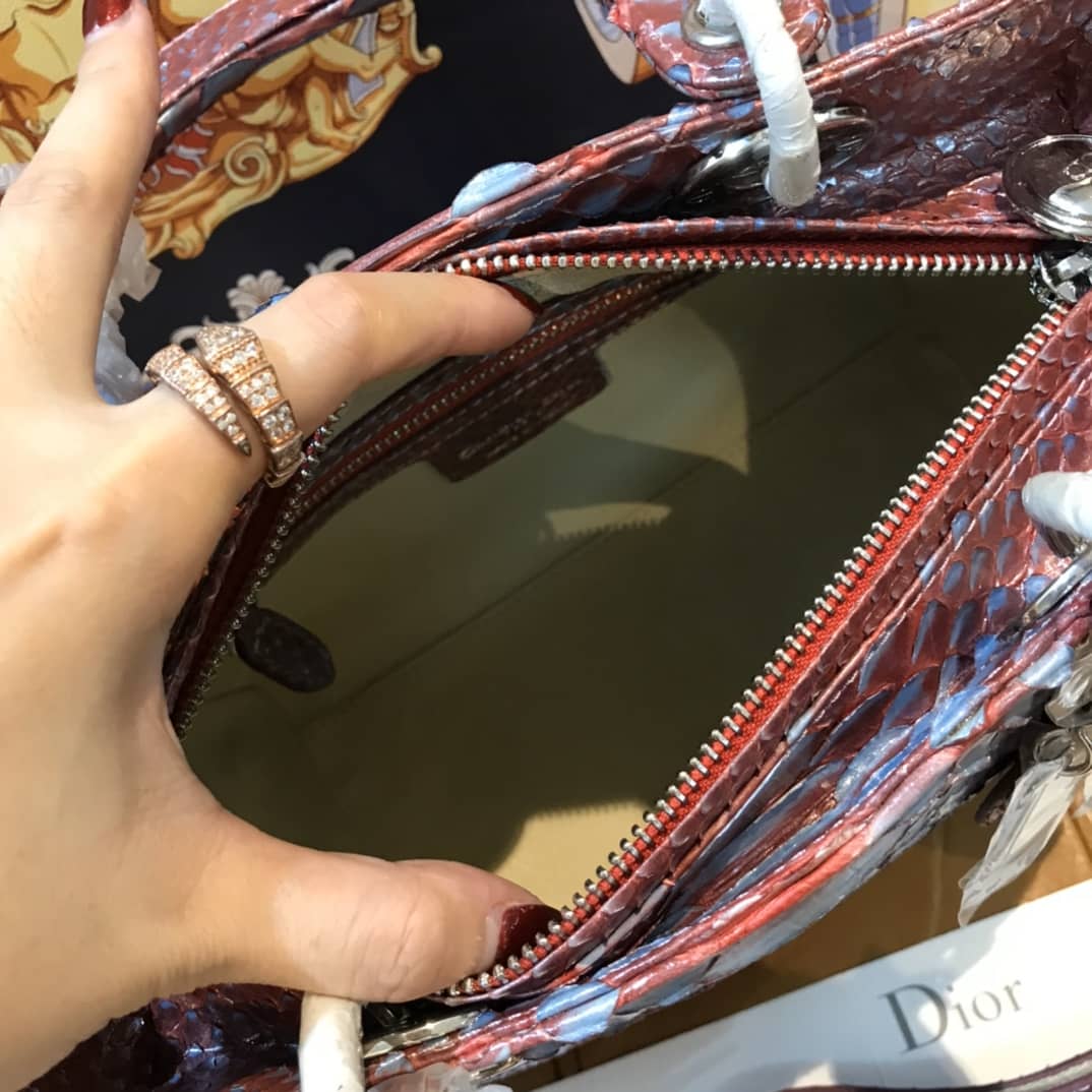 Chr1st1an D10r Lady D10r 24CM Replica Bag