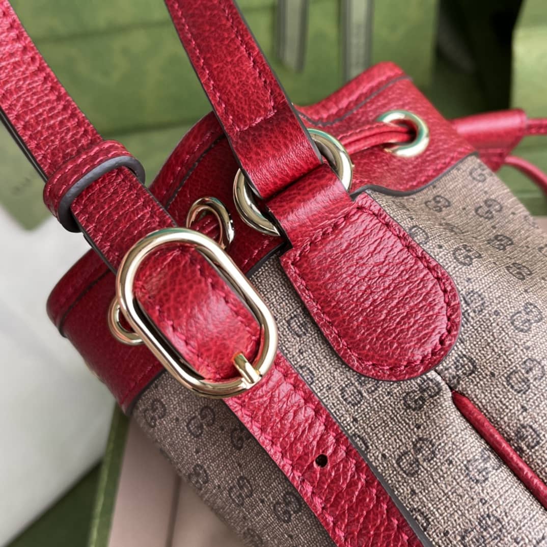 Gvc*1 Doraemon X Gvc*1 Mini Bucket Bag Replica 647801