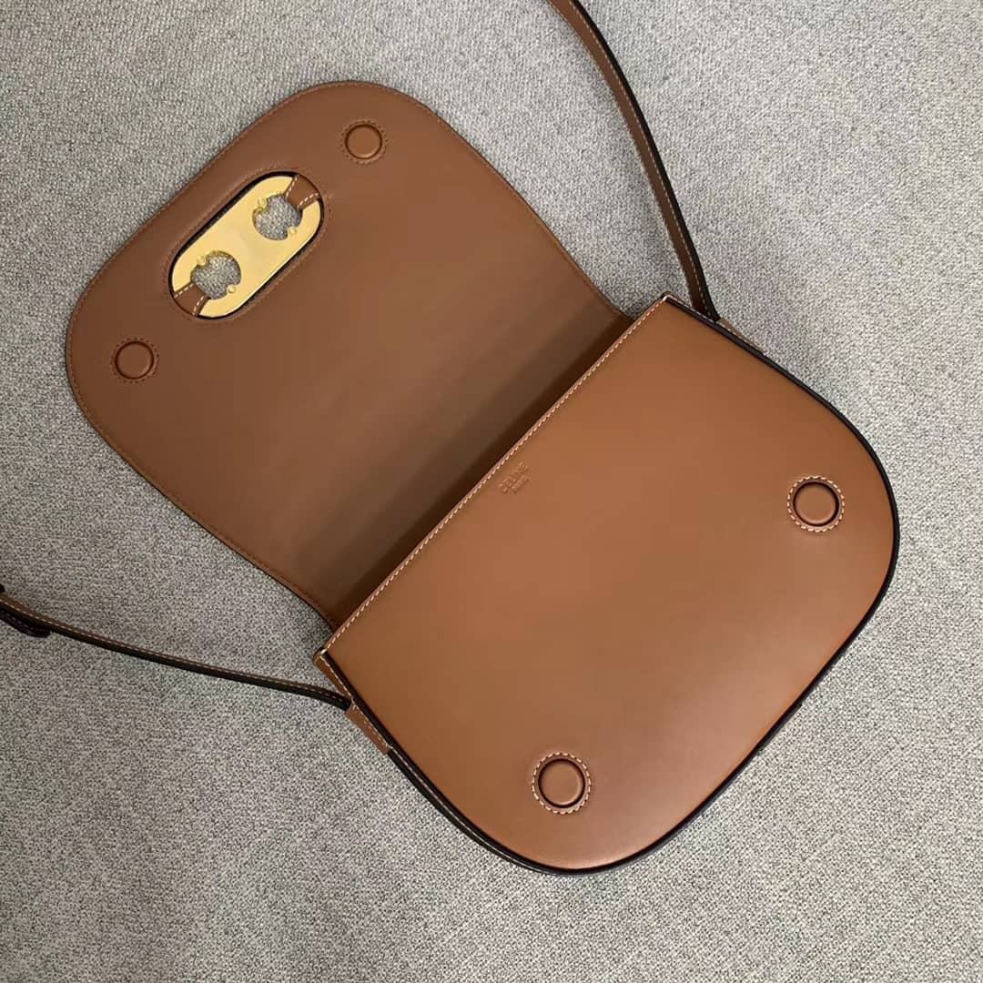 Ce1i*e Triomphe Bag Dupe Medium Maillon Triomphe Calfskin Replica Bag