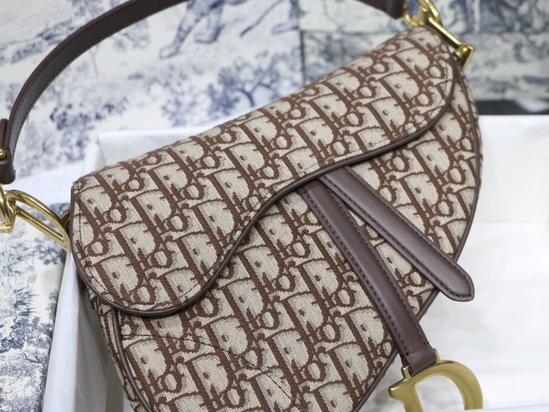 D10r Saddle Bag Dupe 25.5CM