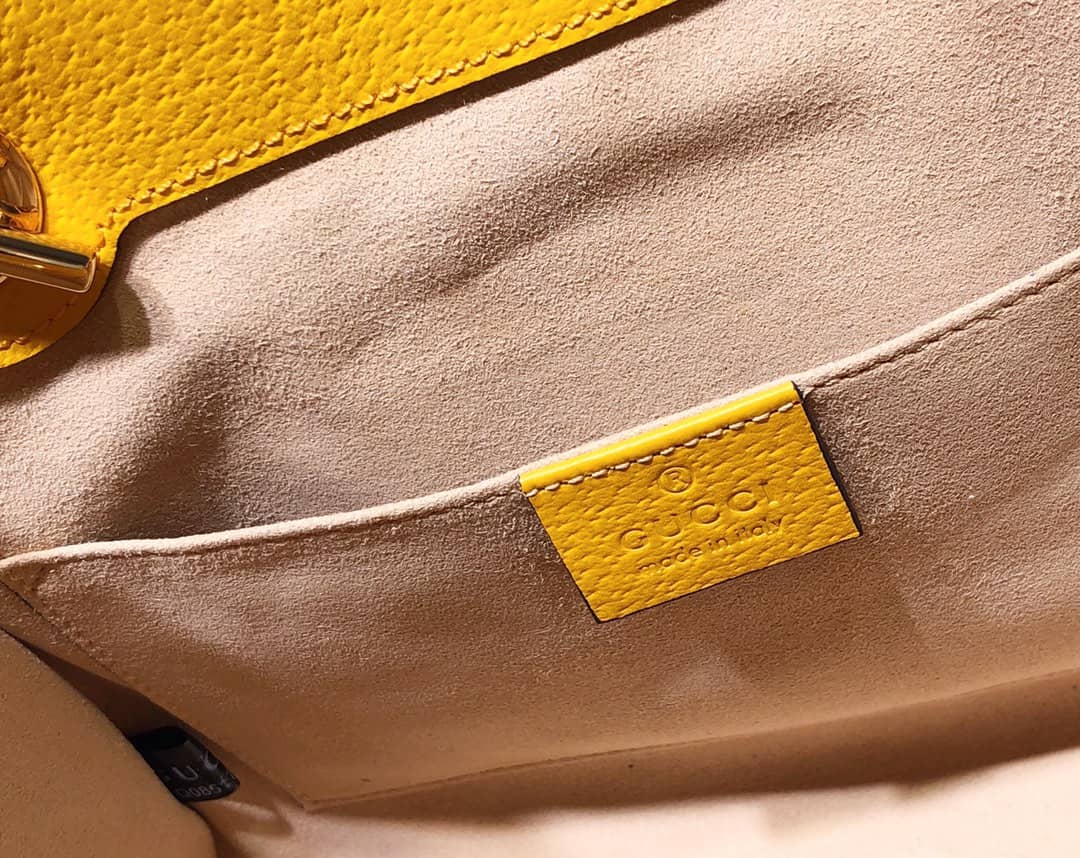 Gvc*1 Padlock Small GG Svp*me Canvas Shoulder Bag Replica Yellow 498156