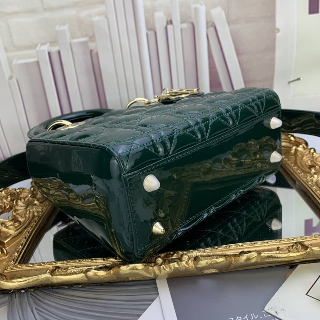 Chr1st1an D10r Lady D10r 20CM Replica Bag