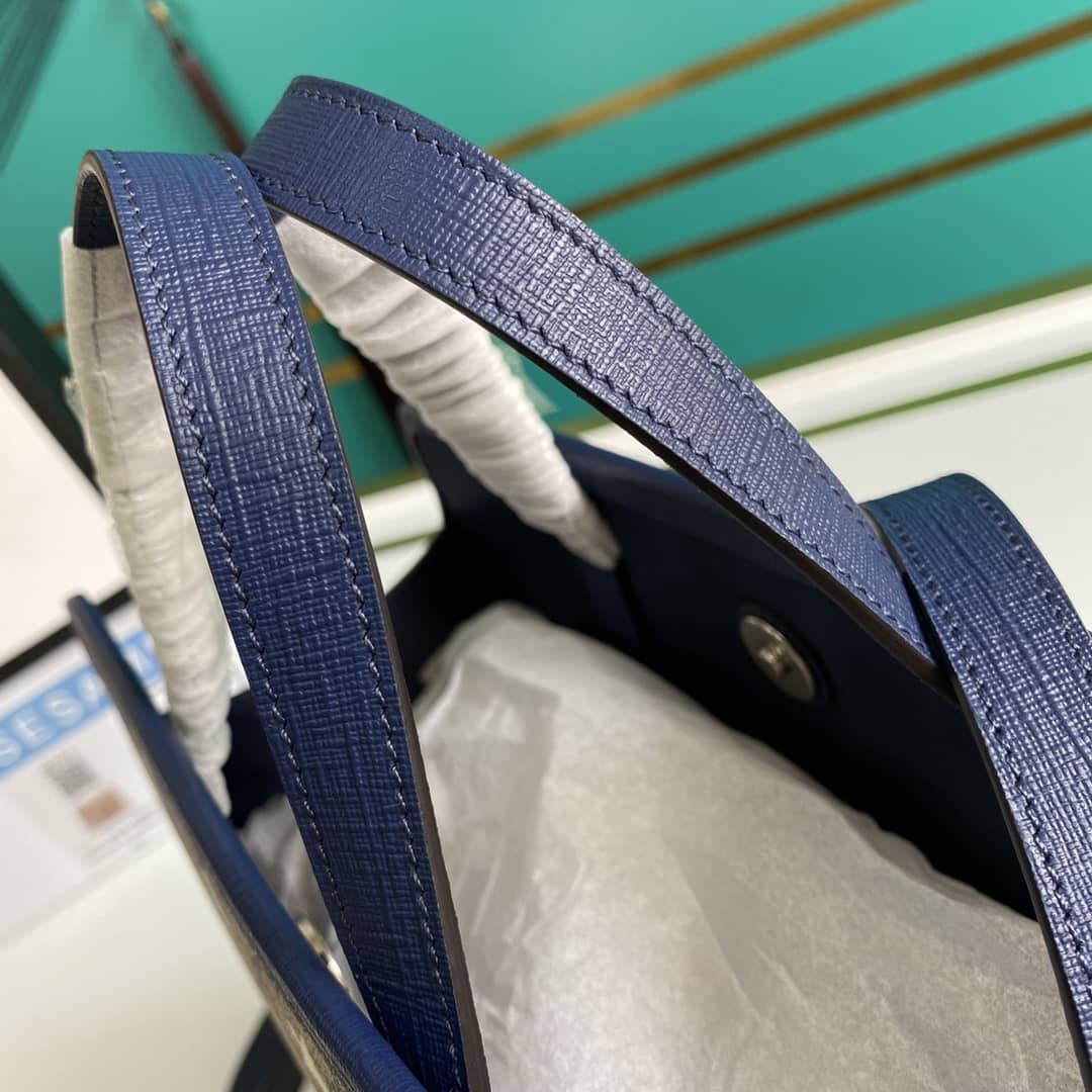 Gvc*1 GG Medium Ophidia Tote Replica 612992