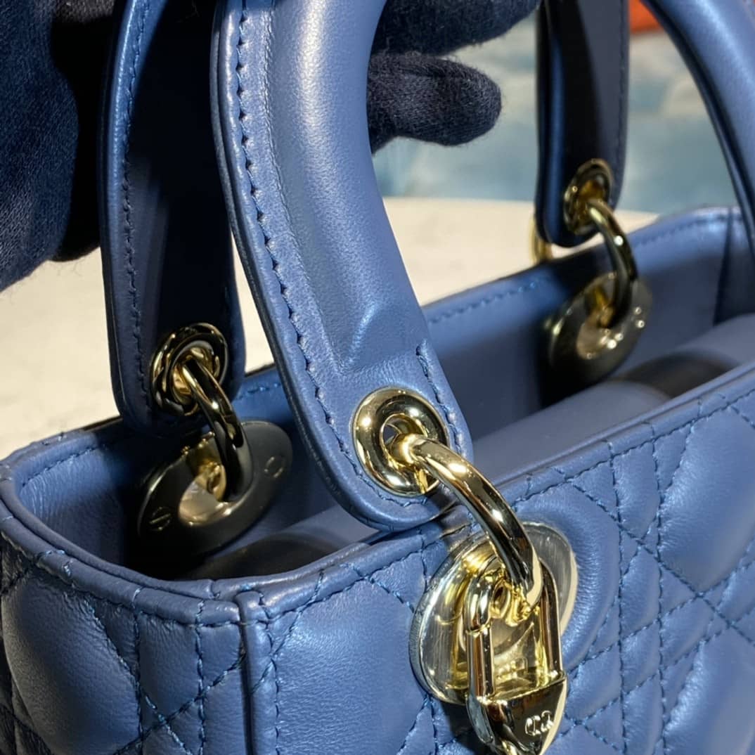 Chr1st1an D10r Lady D10r 20CM Replica Bag