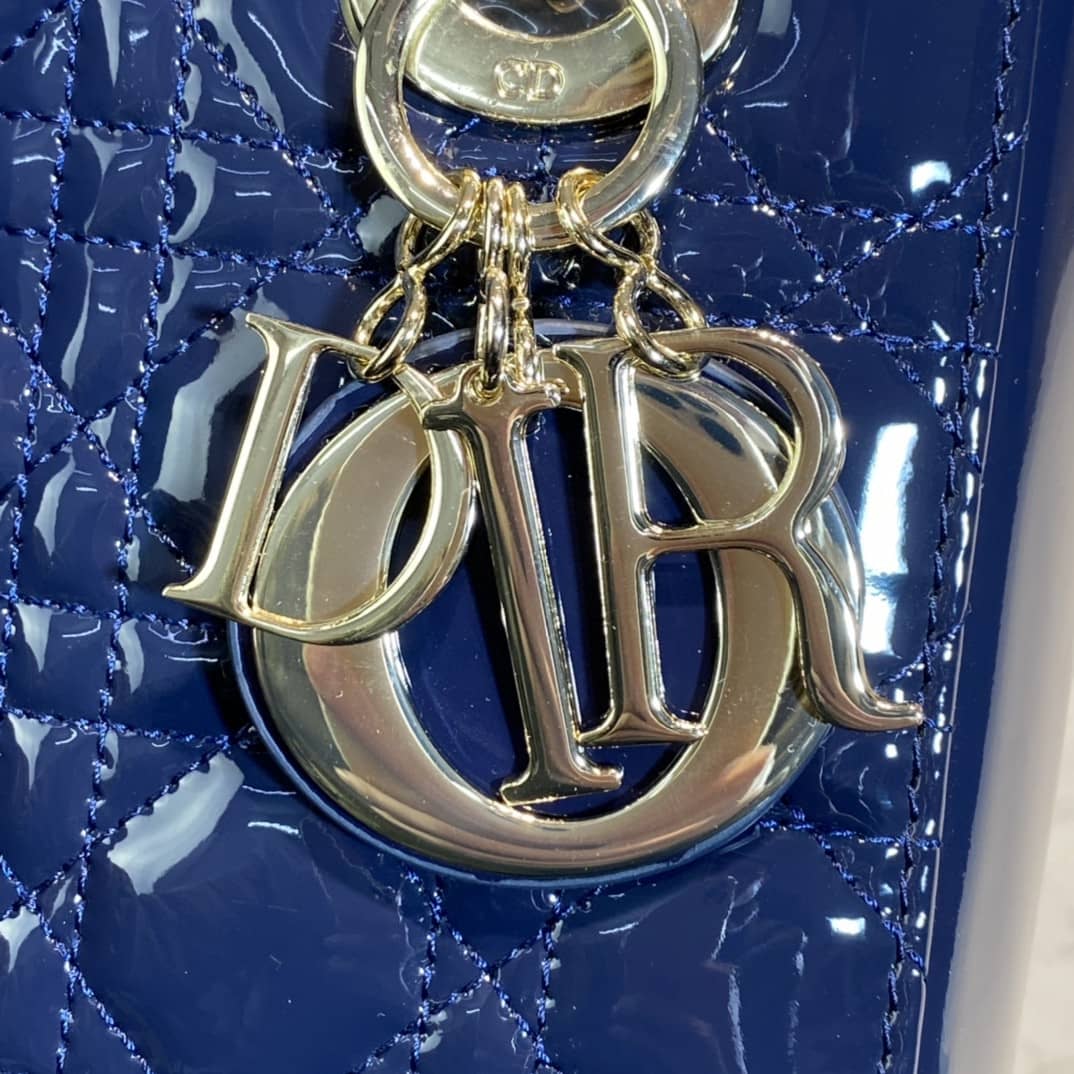 Chr1st1an D10r Lady D10r 20CM Replica Bag