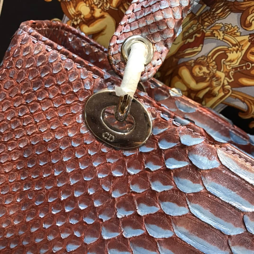 Chr1st1an D10r Lady D10r 24CM Replica Bag