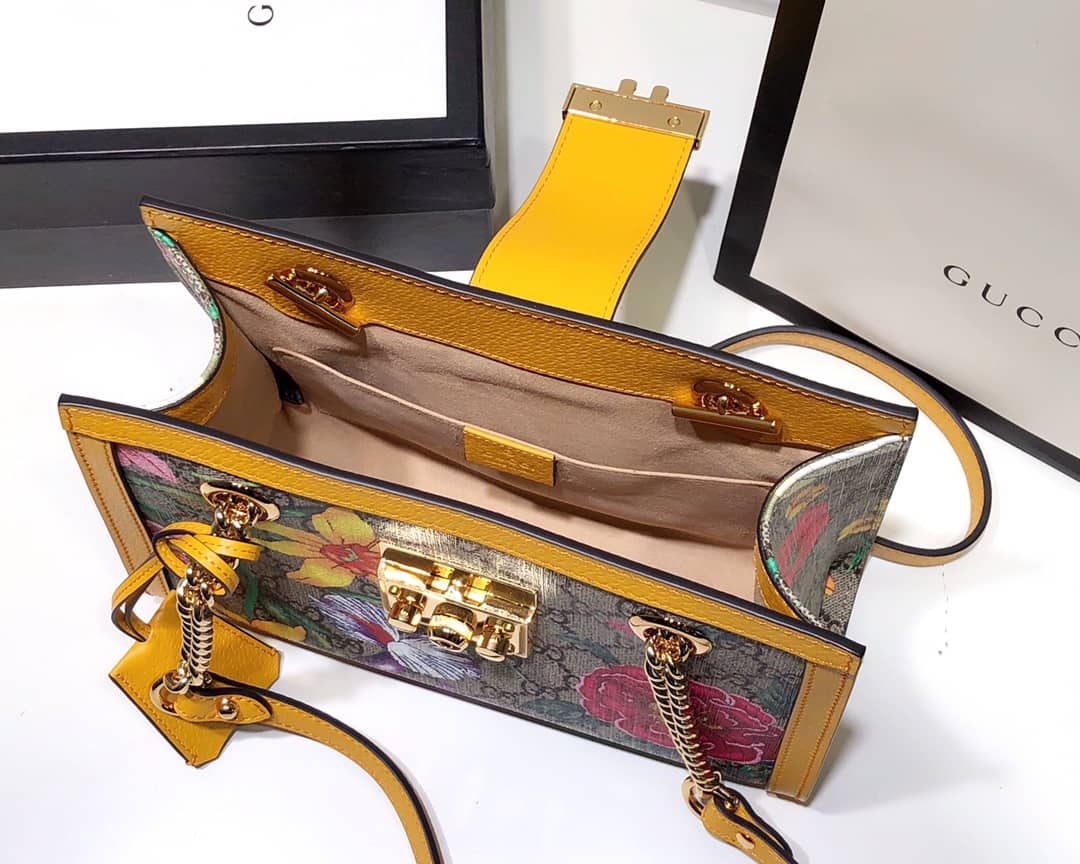 Gvc*1 Padlock Small GG Svp*me Canvas Shoulder Bag Replica Yellow 498156