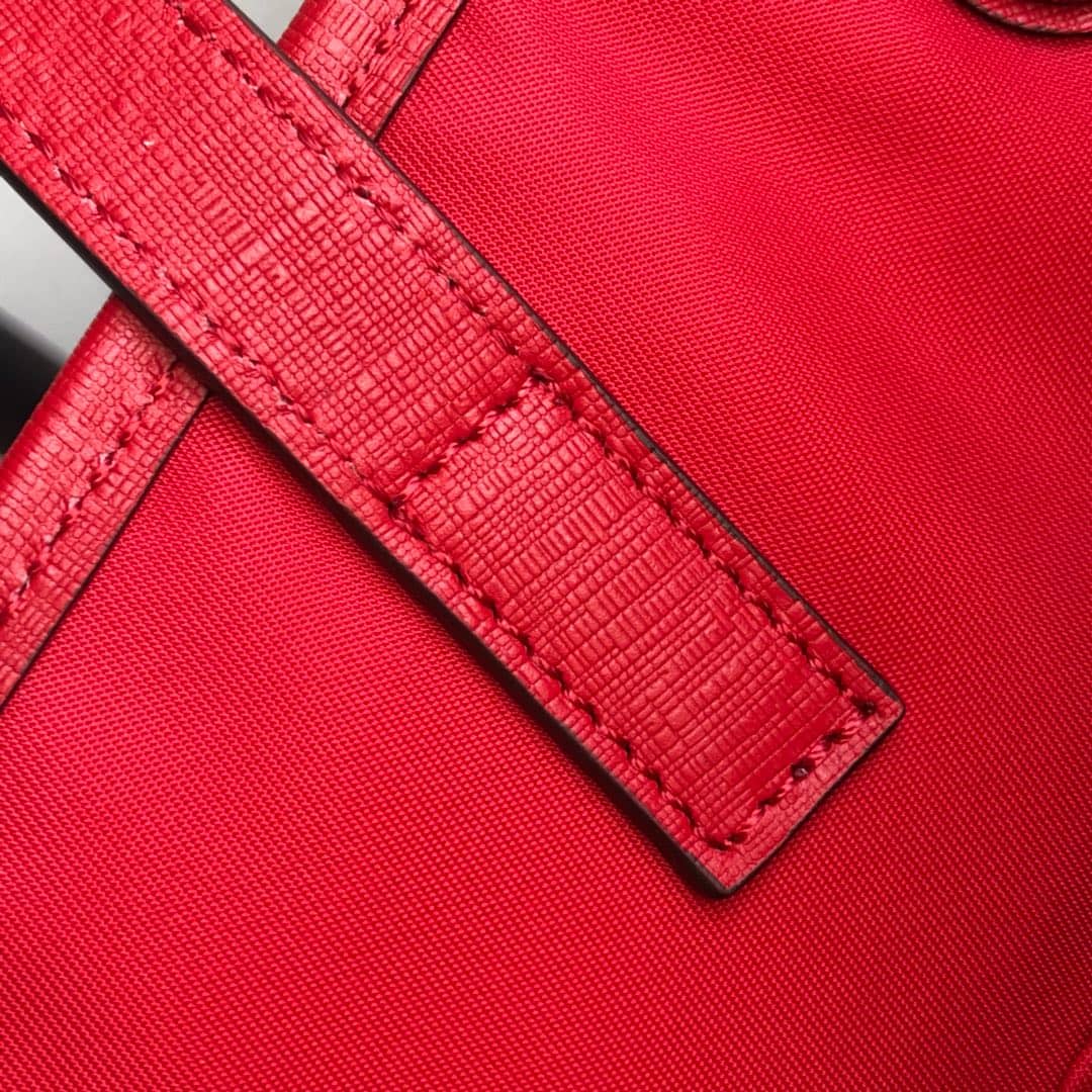 Gvc*1 GG Svp*me Kids Girl Tote Replica Red 605614