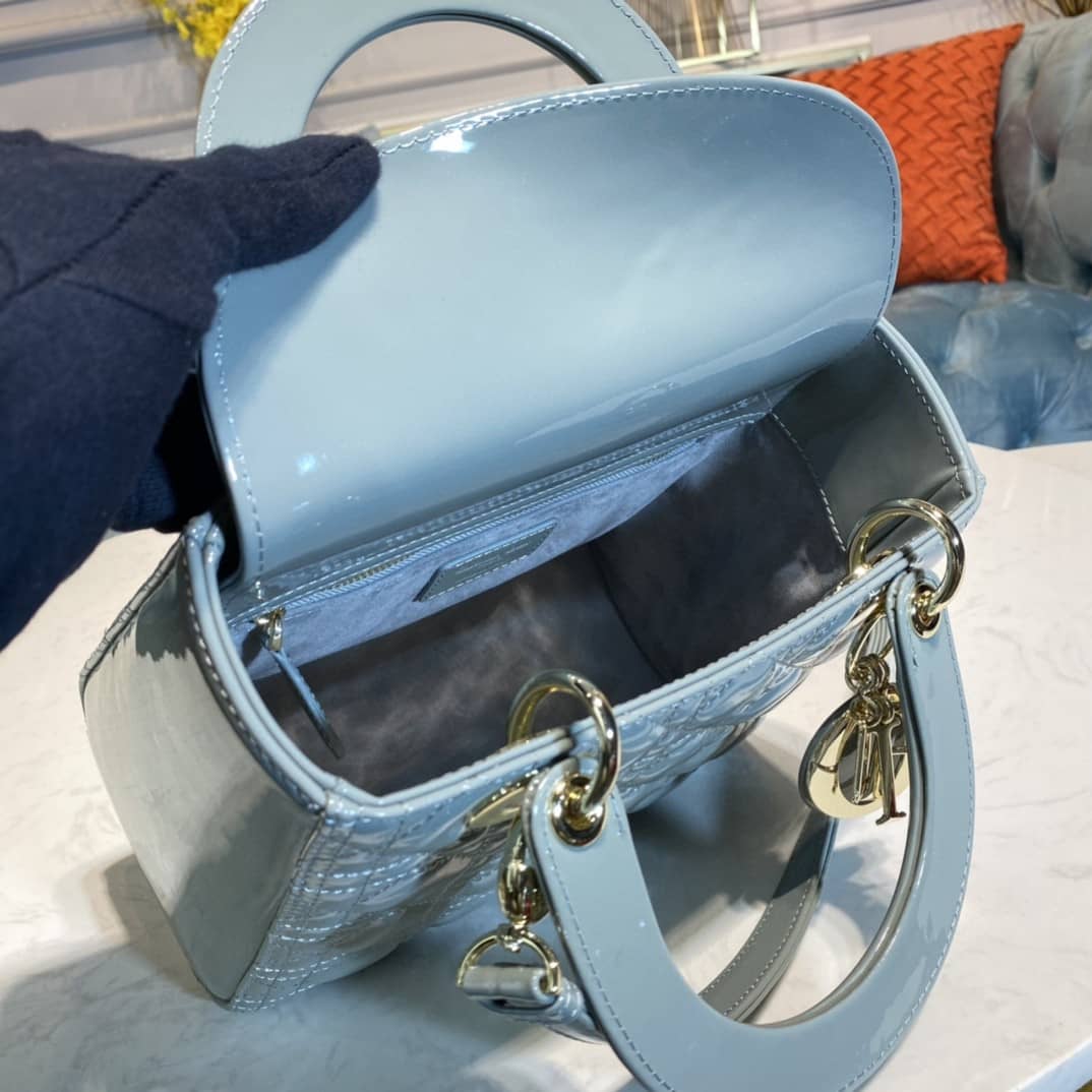 Chr1st1an D10r Lady D10r 24CM Replica Bag