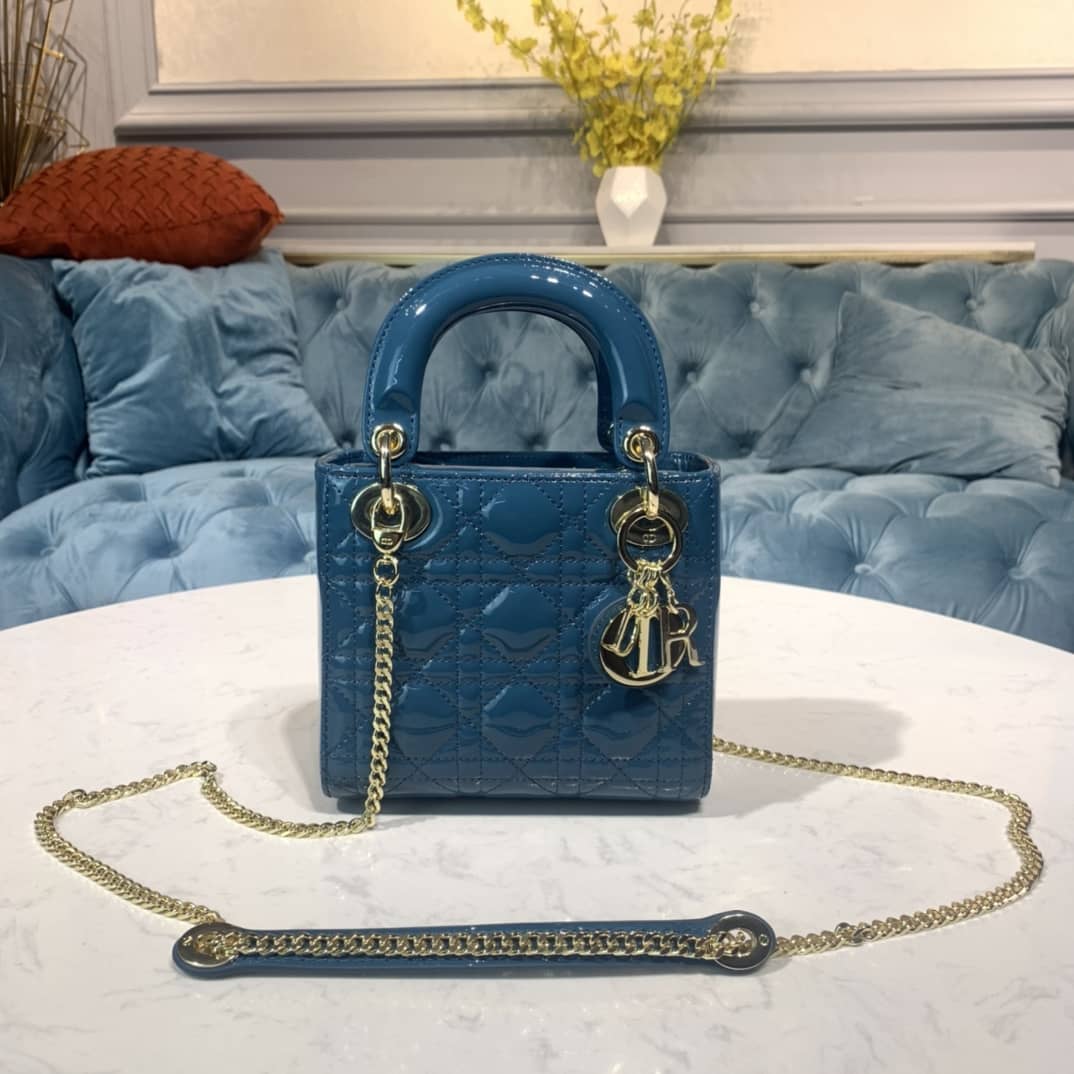 Chr1st1an D10r Lady D10r 17CM Replica Bag