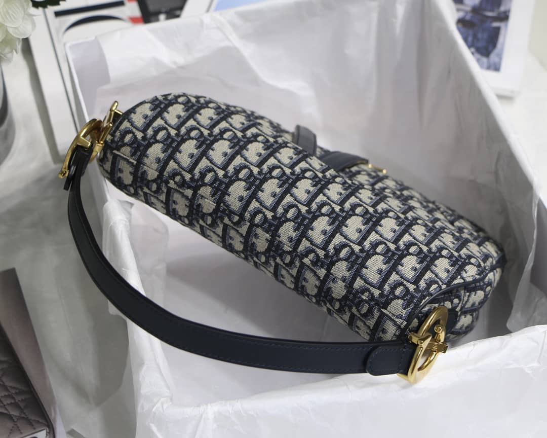 Chr1st1an D10r Saddle 25.5CM Replica Bag