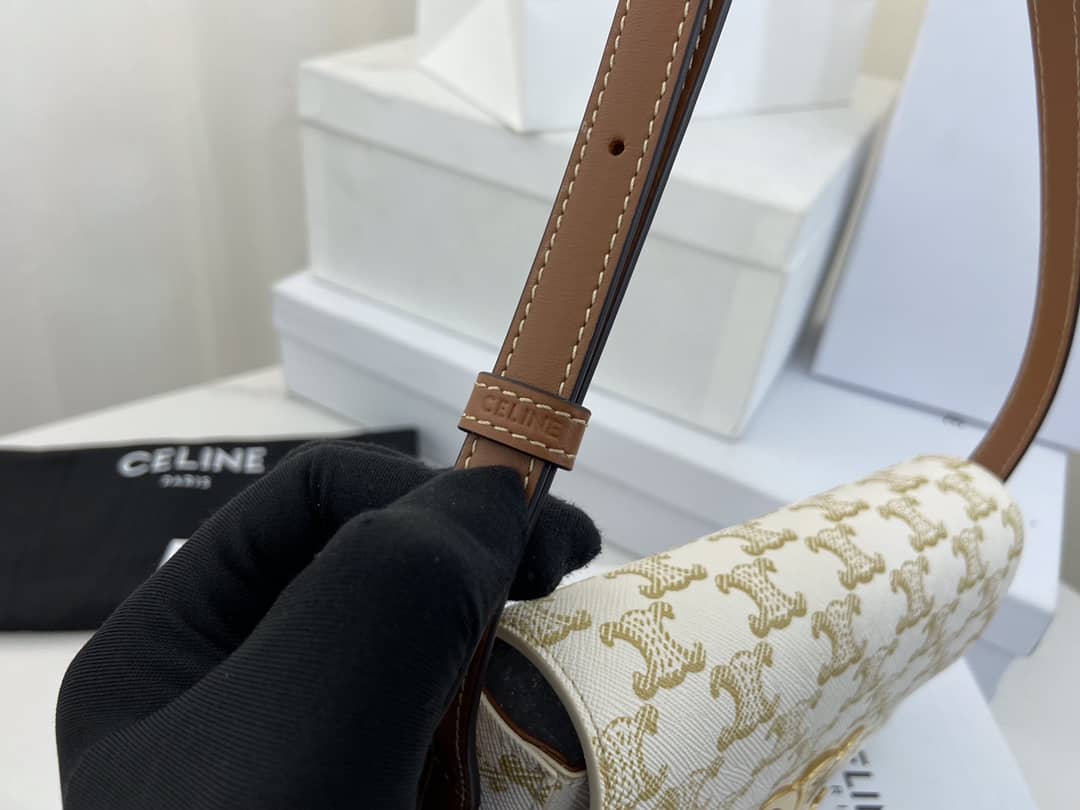 Ce1i*e Bag Dupe Triomphe Teen 20CM