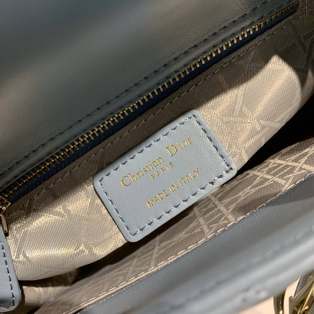 Chr1st1an D10r Lady D10r 20CM Replica Bag