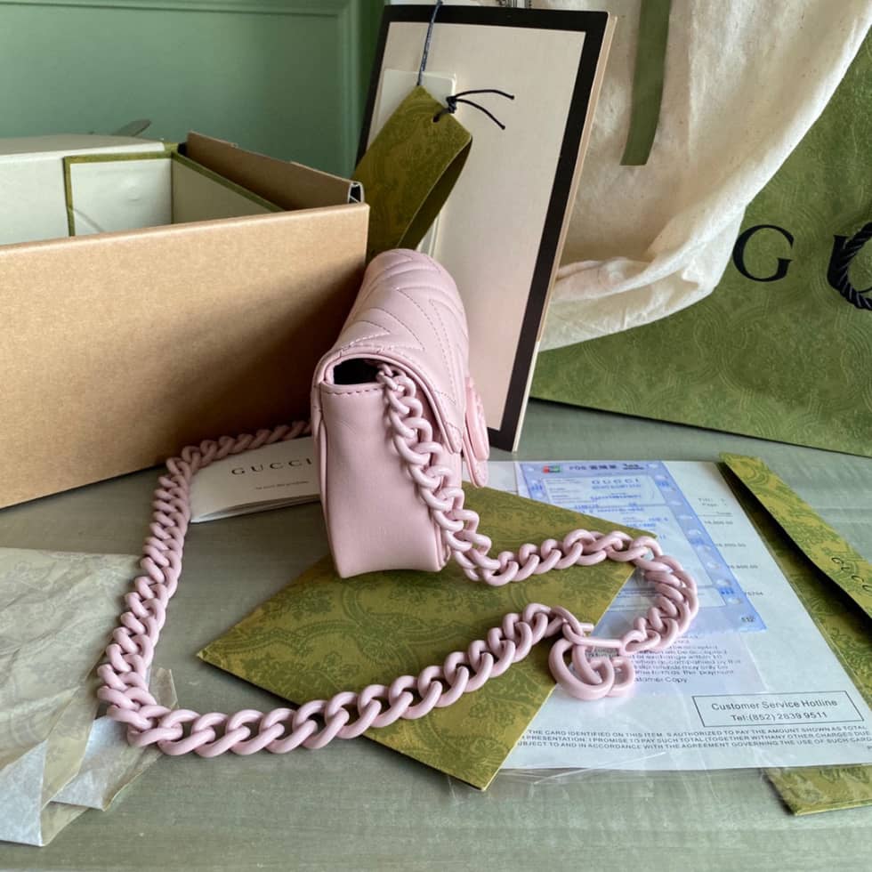 Gvc*1 GG Marmont Quilting S*per Mini 476433 Replica Crossbody Bag