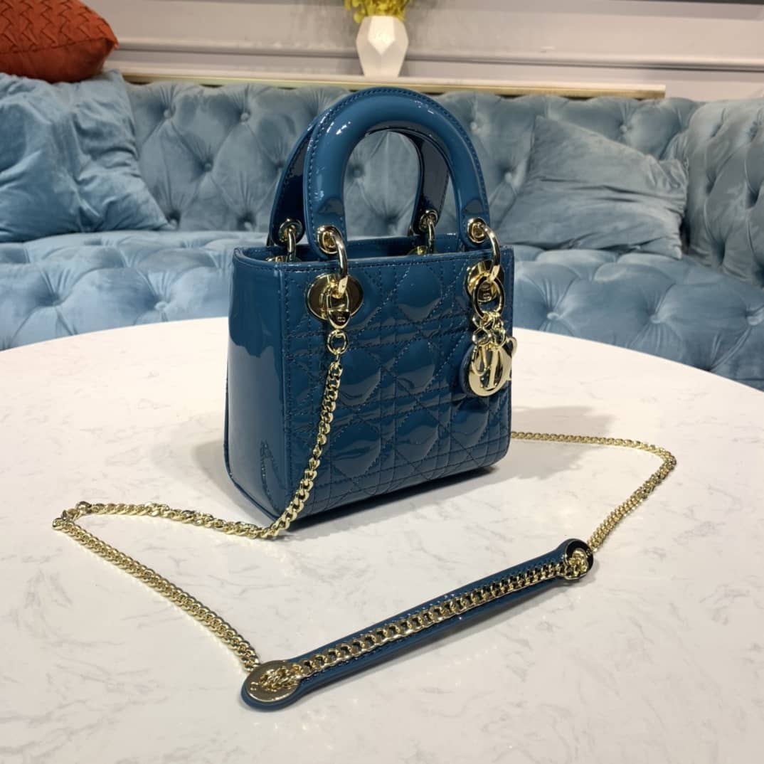 Chr1st1an D10r Lady D10r 17CM Replica Bag