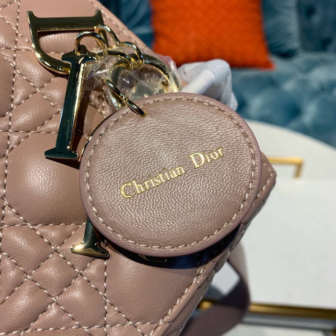 Chr1st1an D10r Lady D10r 20CM Replica Bag