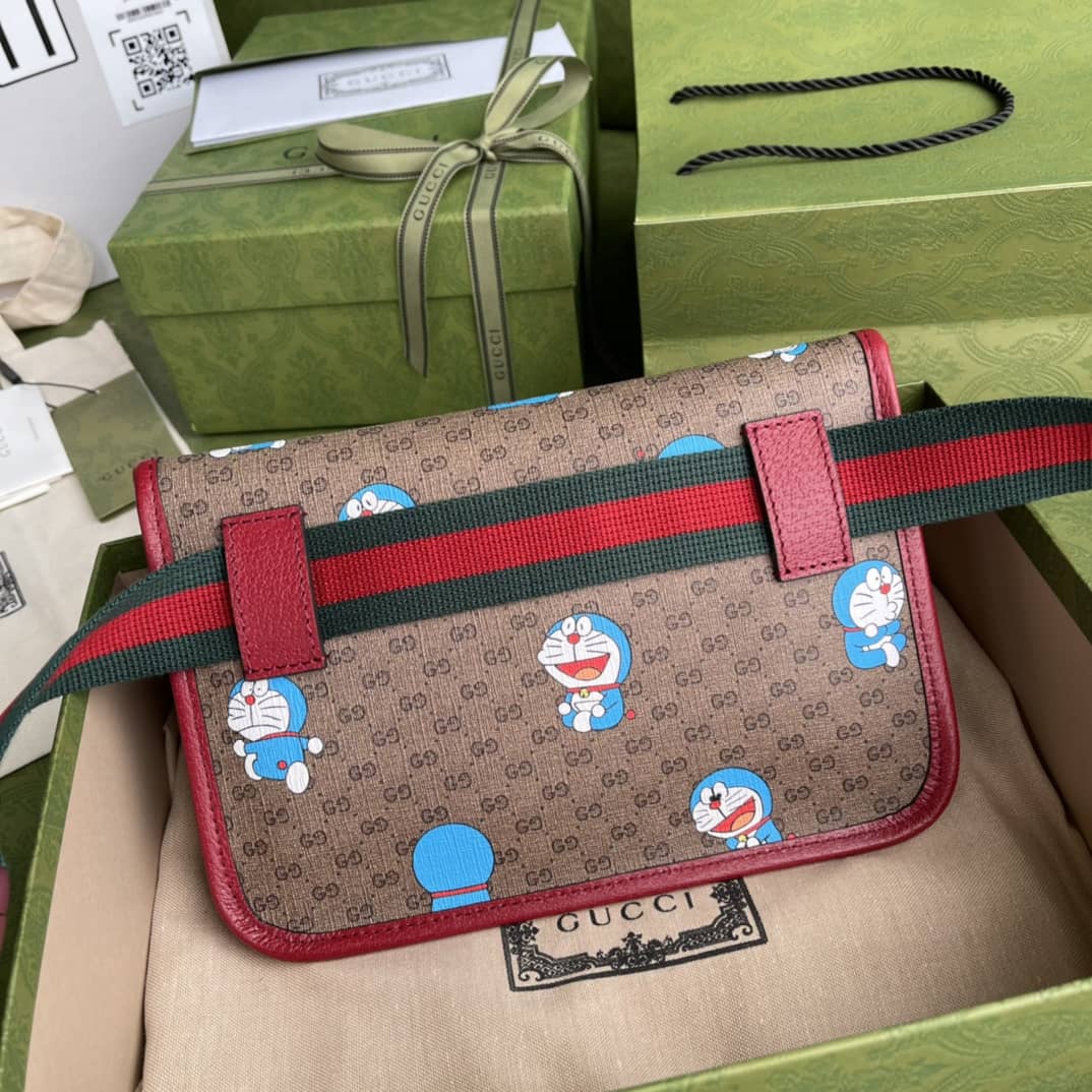 Gvc*1 Doraemon x Gvc*1 Small Belt Bag Replica 647817