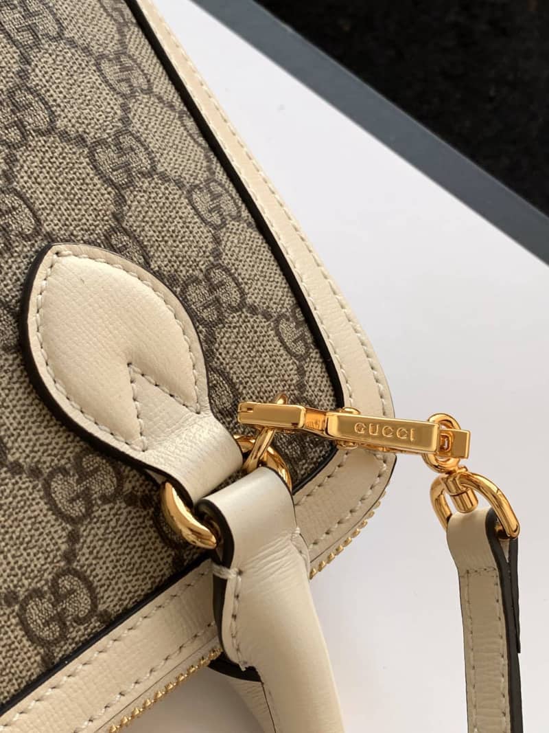 Gvc*1 Horsebit Bag Dupe 1955 Small GG Svp*me Grainy Leather Handle Bag Replica White 621220