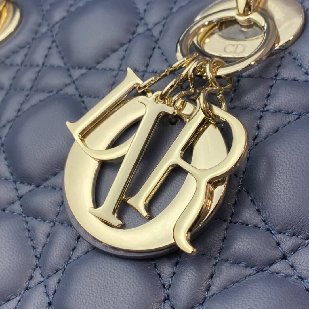 Chr1st1an D10r Lady D10r 20CM Replica Bag