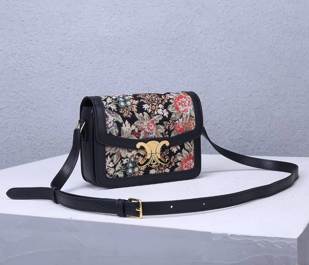 Ce1i*e Bag Dupe Triomphe Teen 18.5cm