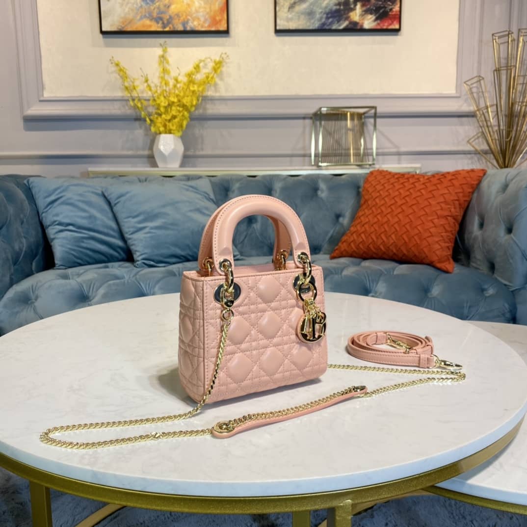 Chr1st1an D10r Lady D10r 17CM Replica Bag