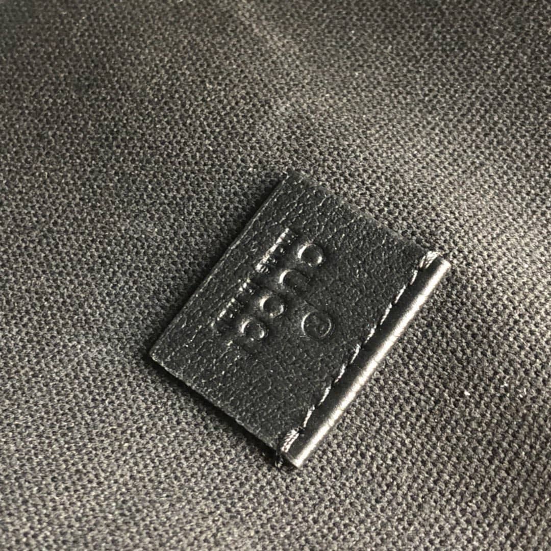 Gvc*1 GG Svp*me Medium Messenger Bag Replica Black 598604