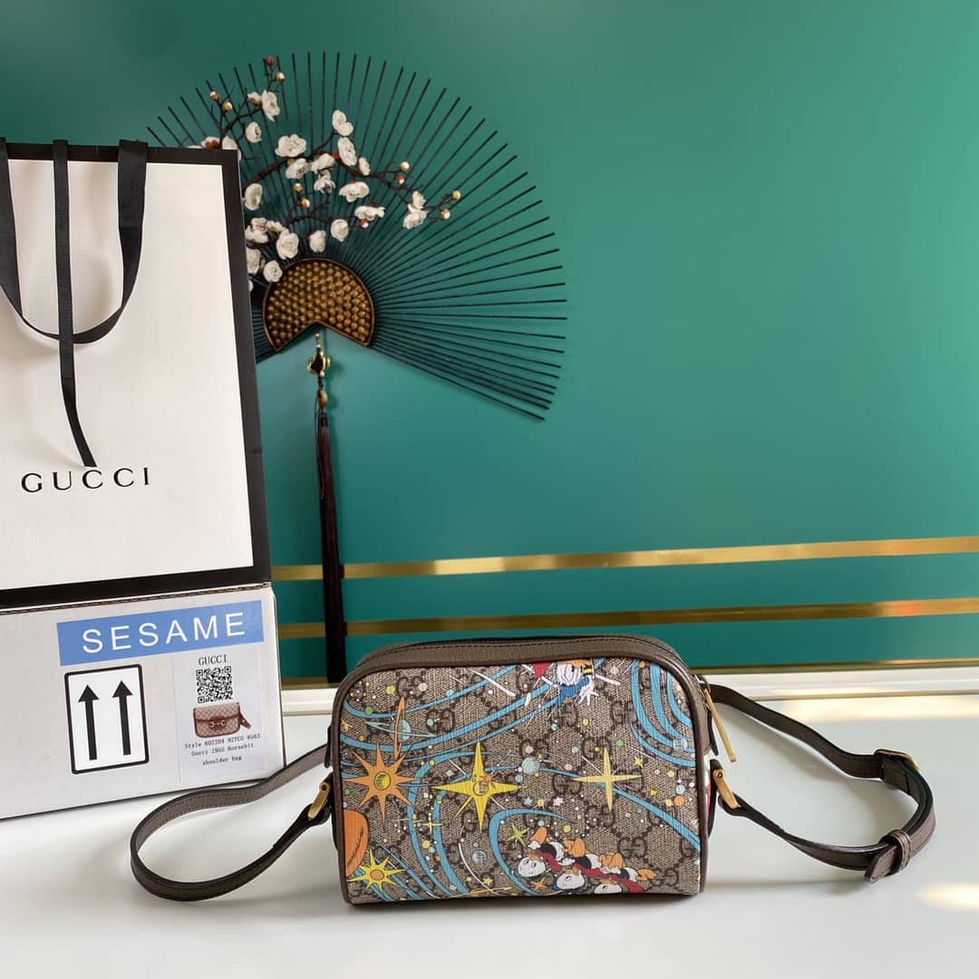 Gvc*1 GG Disney Donald Duck Shoulder Bag Replica 648124