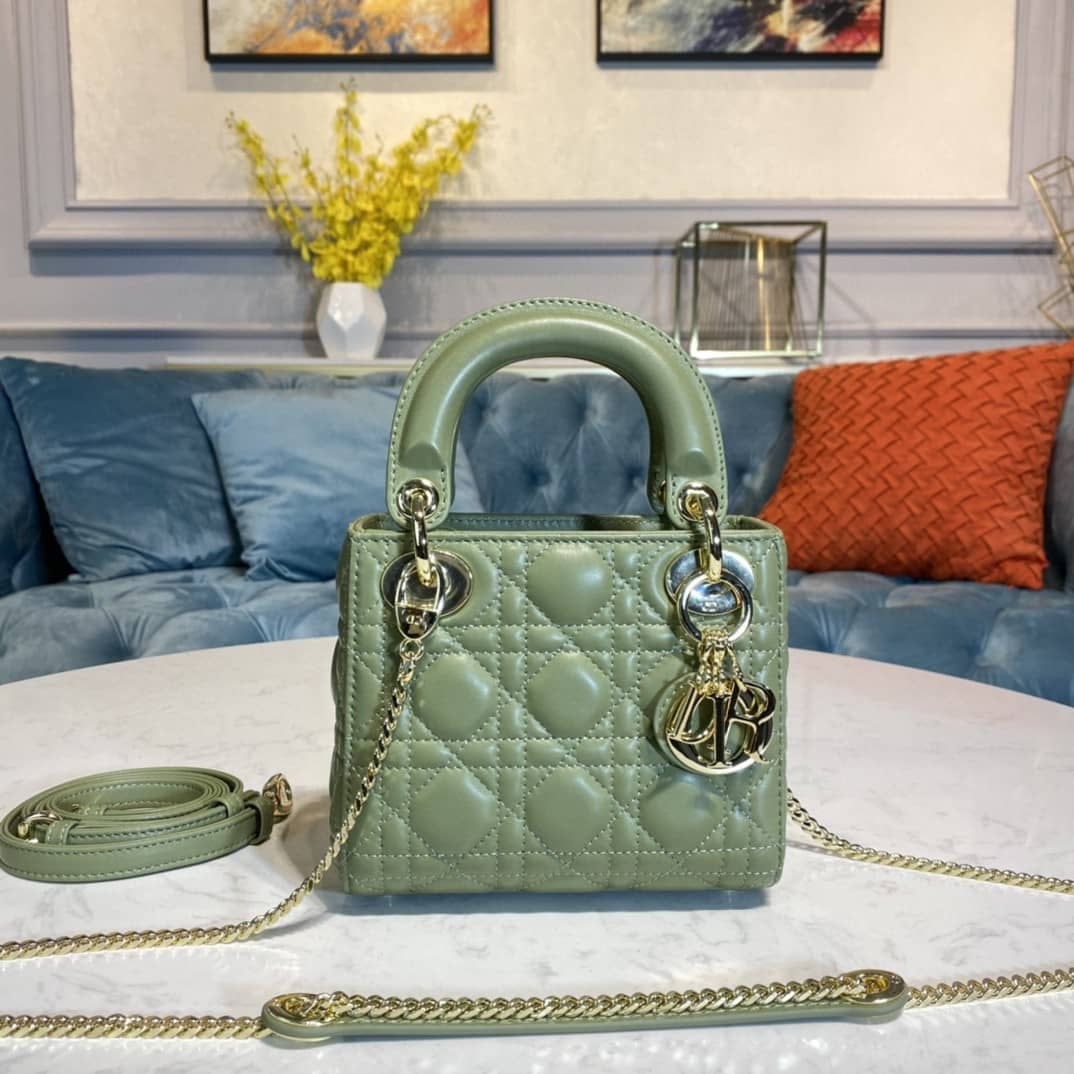 Chr1st1an D10r Lady D10r 17CM Replica Bag