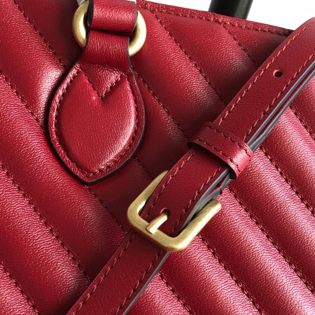 Gvc*1 GG Marmont Medium Matelasse Leather Tote Replica Red 627332