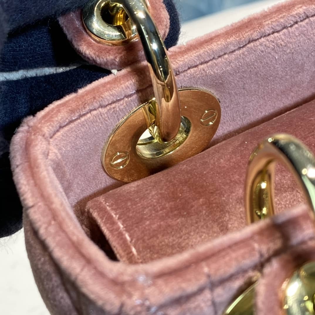 Chr1st1an D10r Lady 17CM Replica Bag