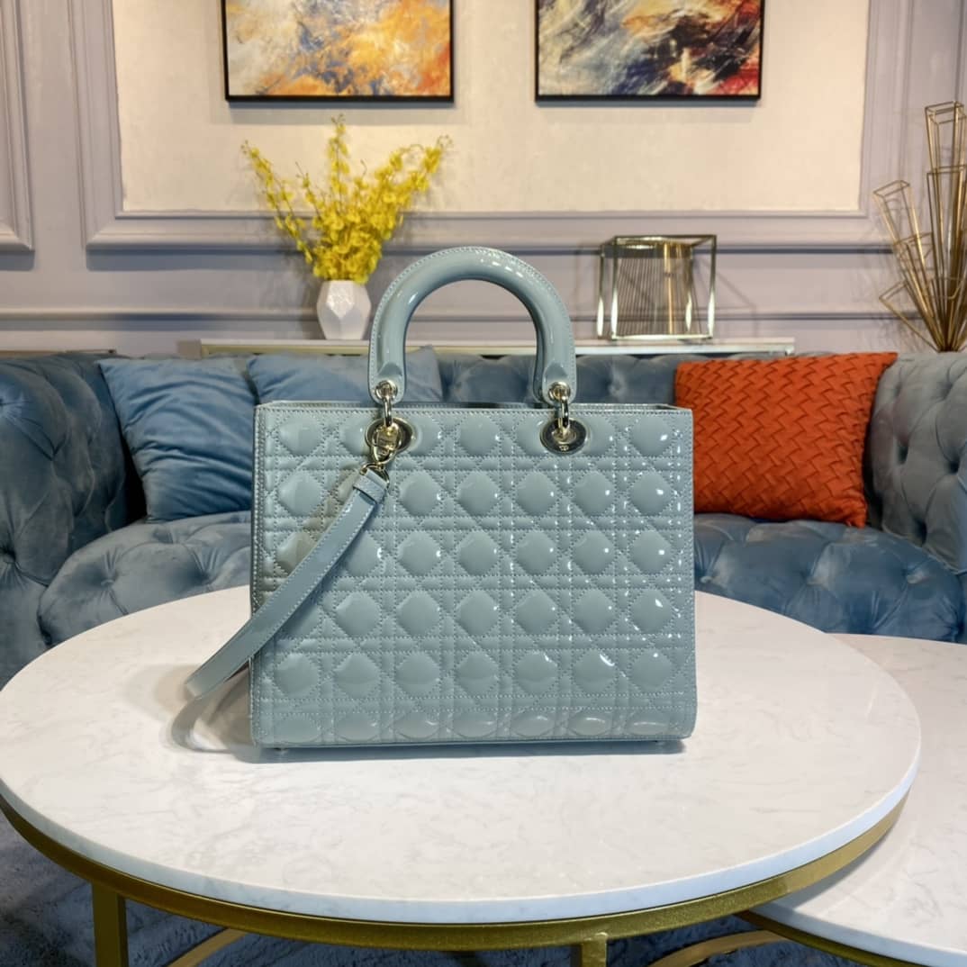 Lady D10r Dupe 32CM Replica Bag