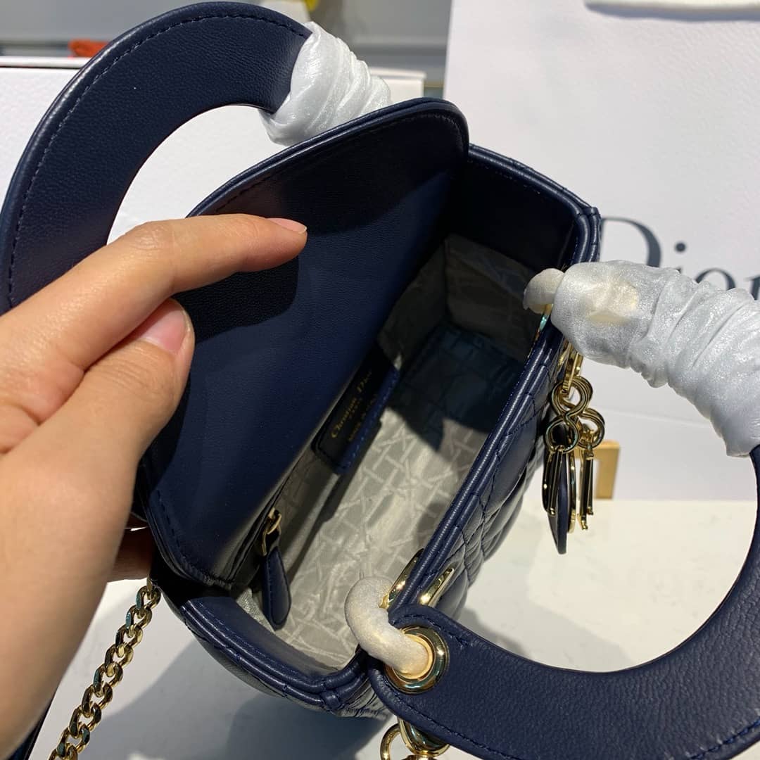 Chr1st1an D10r Lady D10r 17CM Replica Bag